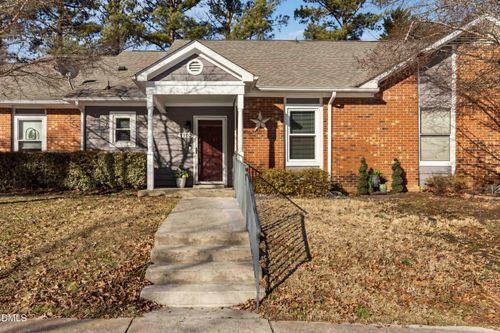 1102 Huntington Park Dr, Morrisville, NC, 27560-8765 | Card Image