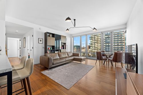 501s-2 Shore Ln, Jersey City, NJ, 07310-1422 | Card Image