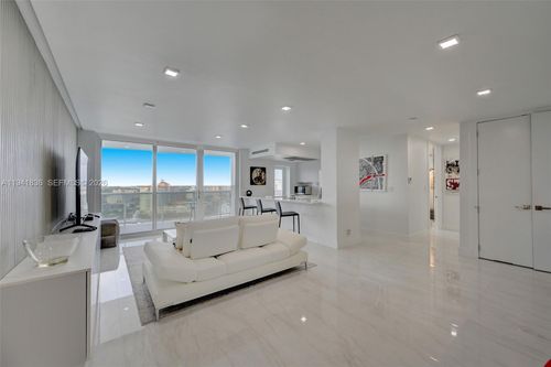 f-2715 N Ocean Blvd, Fort Lauderdale, FL, 33308 | Card Image