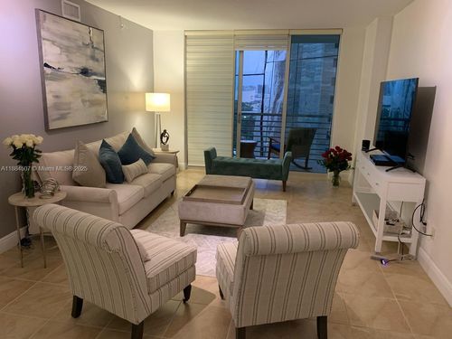 apt-1600-335 S Biscayne Blvd, Miami, FL, 33131-2320 | Card Image