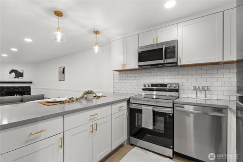 apt-g104-14527 Ne 40th St, Bellevue, WA, 98007-3329 | Card Image