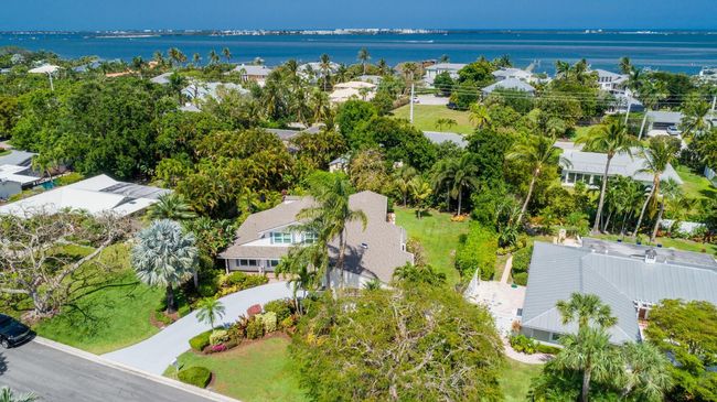 7 Lantana Ln, House other with 3 bedrooms, 3 bathrooms and null parking in Sewalls Point FL | Image 50