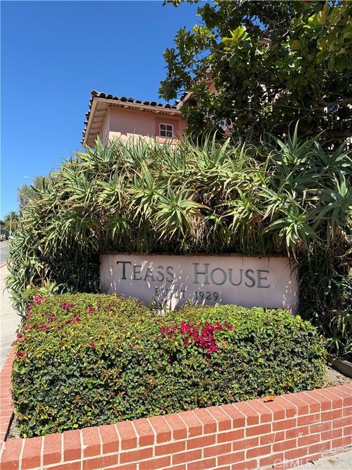 890 Osos St, San Luis Obispo, CA, 93401-3213 | Card Image