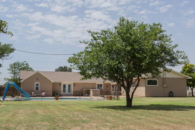 1308 W 24 Th St, House other with 4 bedrooms, 3 bathrooms and null parking in Plainview TX | Image 84