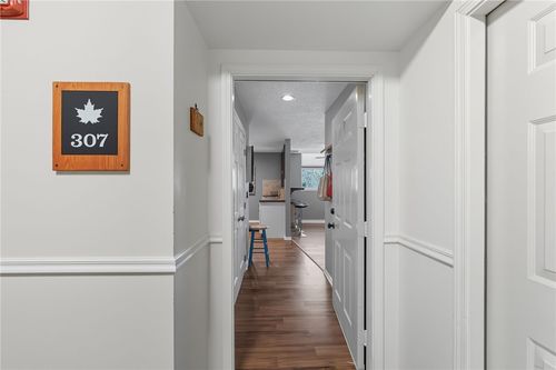 apt-307-140 High St, Westerly, RI, 02891-1866 | Card Image