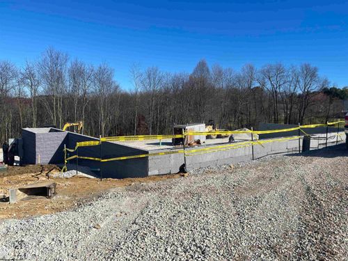 43 Maple St, Bruceton Mills, WV, 26525-7700 | Card Image