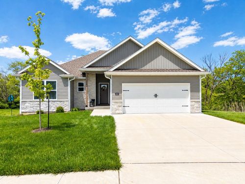4840 Rebellion Ln, ASHLAND, MO, 65010-9454 | Card Image