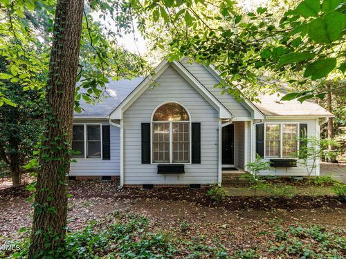 216 Deep Pool Ct, Benson, NC, 27504-9173 | Card Image