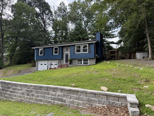 15 Birch Rd, Canton, CT, 06019-2634 | Card Image