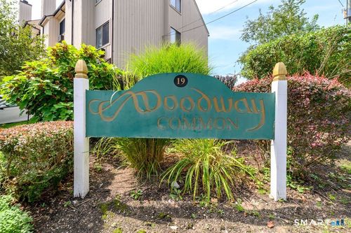 25-19 Woodway Rd, Stamford, CT, 06907-1460 | Card Image