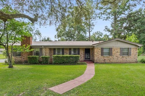 13285 Crest Dr, Grand Bay, AL, 36541-5500 | Card Image