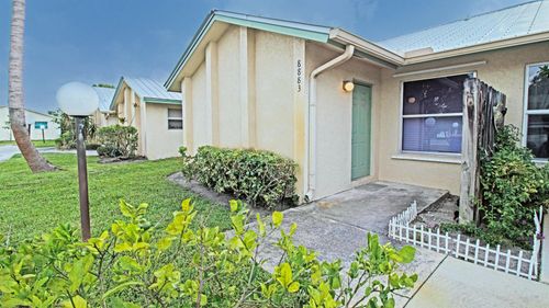 8883 Se Hobe Ridge Ave, Hobe Sound, FL, 33455-4689 | Card Image