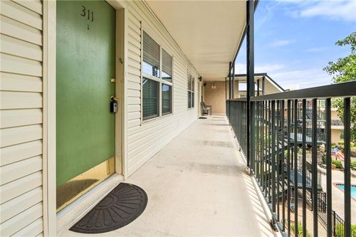 311-2732 Whitney Pl, Metairie, LA, 70002-8209 | Card Image