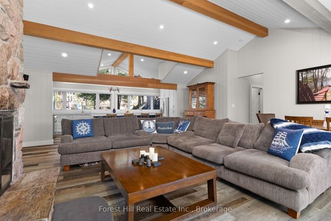1050 Fair Lee Park Rd, House other with 3 bedrooms, 2 bathrooms and 4 parking in Minett ON | Image 8