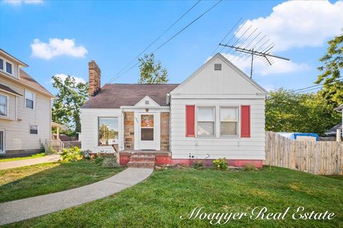1945 Delwood Ave Sw, Wyoming, MI, 49509-1338 | Card Image
