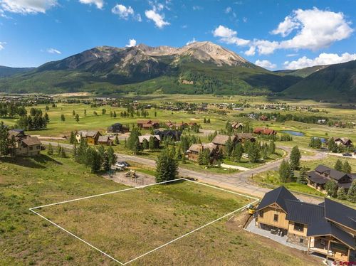 400 Country Club Dr, Crested Butte, CO, 81224-9776 | Card Image