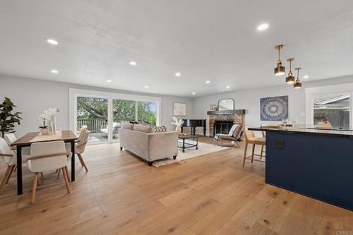 241 Howard Ave, Vallejo, CA, 94589-2805 | Card Image