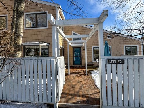 2-211 Strawberry Hill Cir, Ithaca, NY, 14850-6090 | Card Image