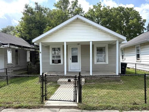 2911 S Franklin St, Muncie, IN, 47302-5039 | Card Image