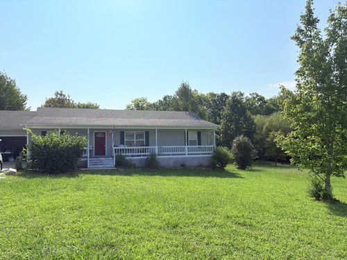 111 Clearwater Sq, Sparta, TN, 38583-8820 | Card Image