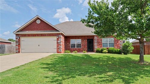 5003 W Cross Creek Blvd, Rogers, AR, 72758-8632 | Card Image
