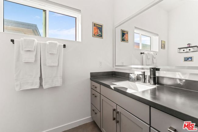 6655 Cascade Rd, House other with 3 bedrooms, 2 bathrooms and 8 parking in Joshua Tree CA | Image 19