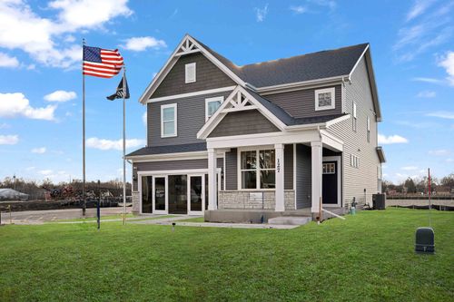 214 Furnas Dr, Batavia, IL, 60510-5143 | Card Image