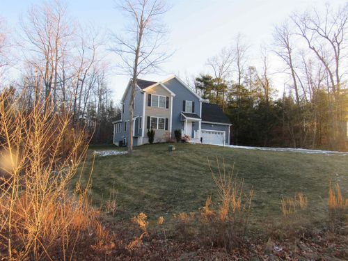 120 Falcon Ridge Road, Milford, NH, 03055 | Card Image