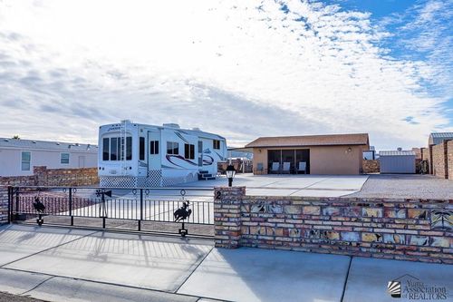 12667 E 47th Dr, Yuma, AZ, 85367-4760 | Card Image