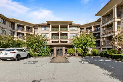 216 - 12248 224 St, Condo with 1 bedrooms, 1 bathrooms and 1 parking in Maple Ridge BC | Image 2