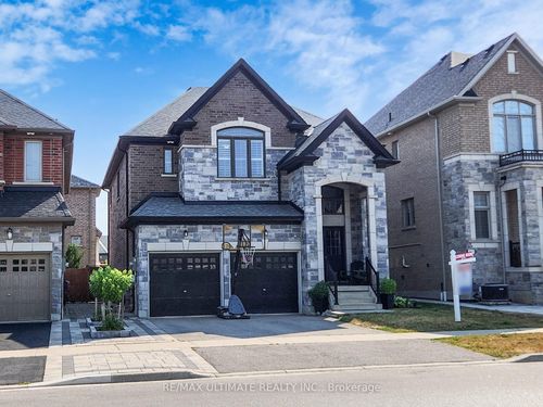2029 Webster Blvd, Innisfil, ON, L9S0J8 | Card Image