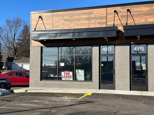 4517 Lake Michigan Dr Nw, Walker, MI, 49534-3537 | Card Image