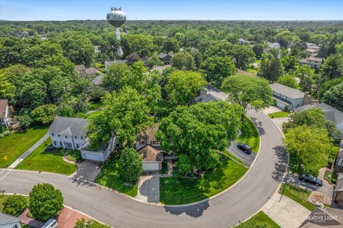 6382 Twin Oaks Ln, Lisle, IL, 60532-3250 | Card Image