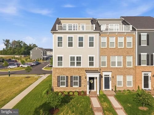 17300 Turnstone Dr, DUMFRIES, VA, 22026-3088 | Card Image