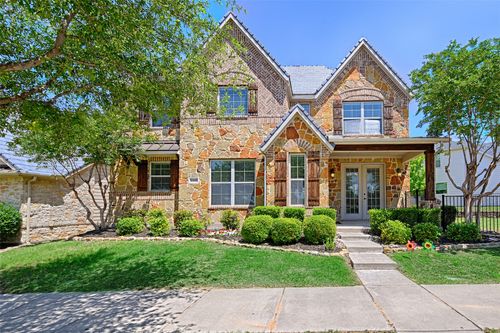 8000 Choctaw Ln, Mckinney, TX, 75070-7035 | Card Image