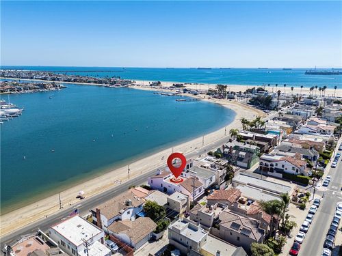 147 Bay Shore Ave, Long Beach, CA, 90803-3452 | Card Image