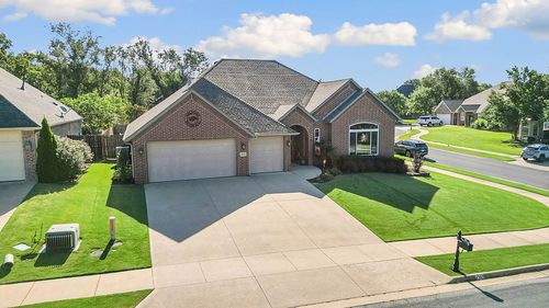 4302 Kensington Avenue, Bentonville, AR, 72712 | Card Image