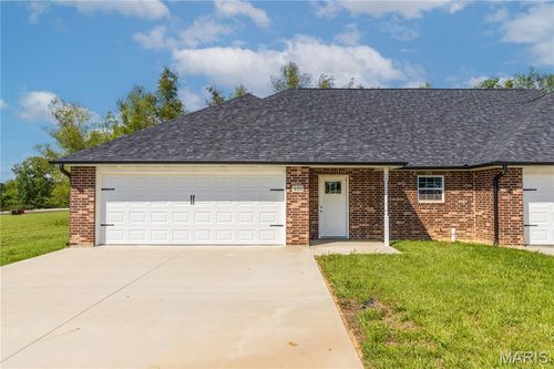 400 E Deerwood Dr, Jackson, MO, 63755-4144 | Card Image