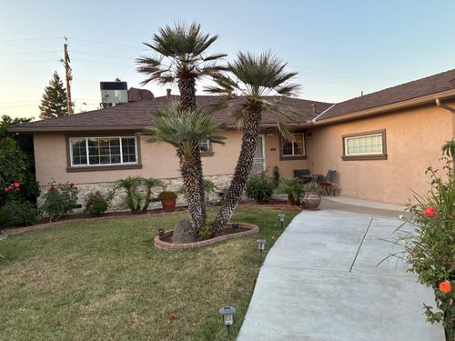 3617 E Fairmont Ave, Fresno, CA, 93726-0715 | Card Image