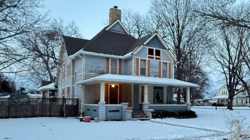 218 E Perry St, Rossville, KS, 66533 | Card Image