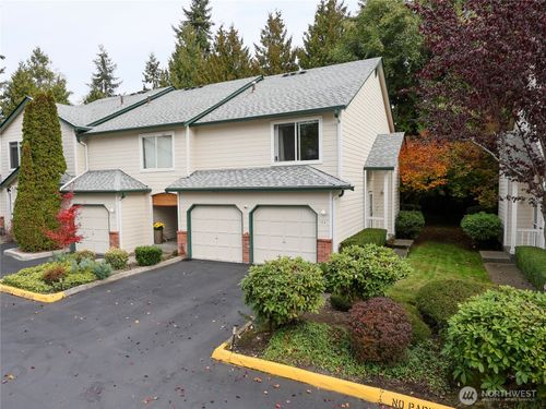 unit-e4-1131 115th St Sw, Everett, WA, 98204-7887 | Card Image