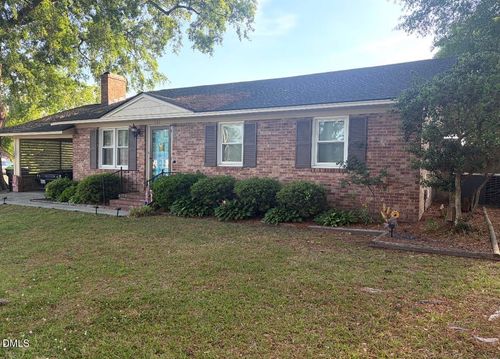 101 National Street, Roseboro, NC, 28382 | Card Image