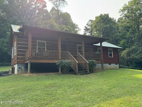 8202 Wood Rd, Corryton, TN, 37721-2114 | Card Image