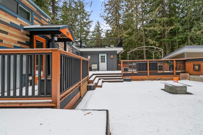H35 Strawberry Lane, Home with 3 bedrooms, 1 bathrooms and 3 parking in Hope BC | Image 24