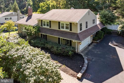 2315 Willow Brook Dr, HUNTINGDON VALLEY, PA, 19006-5629 | Card Image