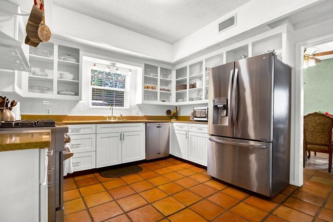 182 Little Ranch Rd, House other with 4 bedrooms, 3 bathrooms and 10 parking in Red Rock TX | Image 16