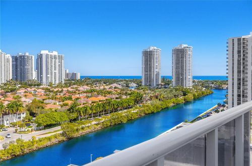 1401-3625 N Country Club Dr, Aventura, FL, 33180-1713 | Card Image
