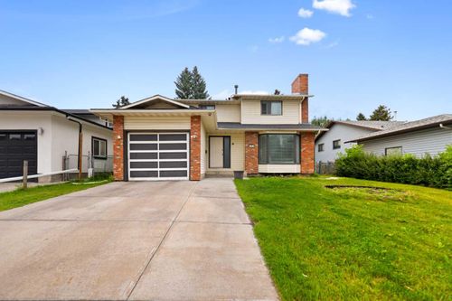 51 Castlebury Way Ne, Calgary, AB, T3J1K7 | Card Image