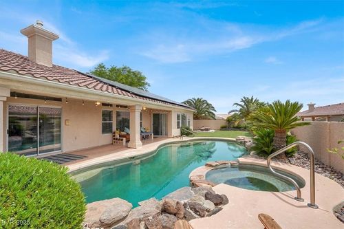 7511 Bridlehorne Ave, Las Vegas, NV, 89131-3358 | Card Image