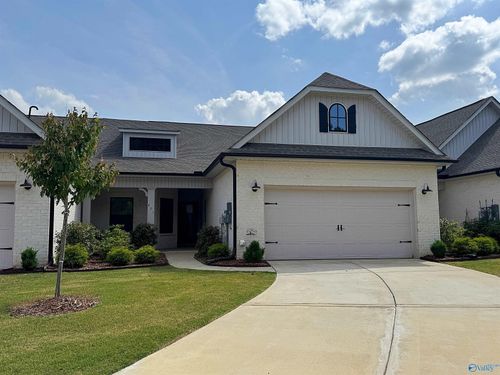 471 Raleigh Elm Dr Sw, Huntsville, AL, 35824-3514 | Card Image